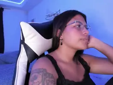 Chaturbate Live Sex Cam of ladybrown_16