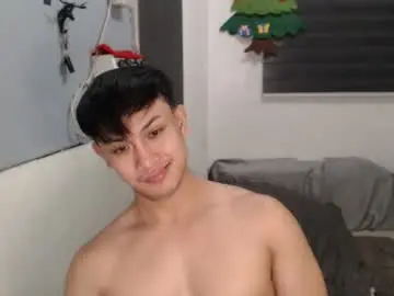 Chaturbate Free Porn Cam of princeadrianx