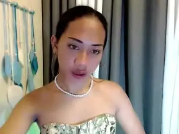 Chaturbate Nude Webcam of shira_cutttiebigcock