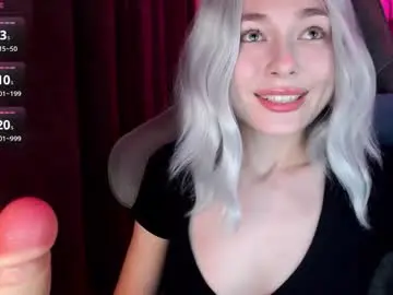 Chaturbate Live Sex Cam of hey_nora_