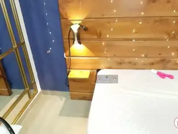 Chaturbate Best live sex cam show of mahia_queen