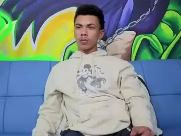 Chaturbate Live Sex Cam of daniels6959