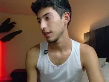 Chaturbate Sex Chat of ethan_skiny_