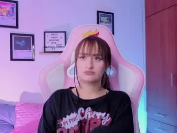 Chaturbate Sex Cam of nathalia_ramirez_