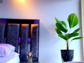 Chaturbate Adult Video Chat of santin_seans