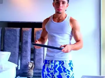 Chaturbate Live Sex Cam of santin_seans