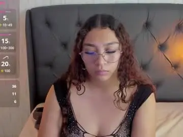 Chaturbate Live Sex Cam of angelinemore