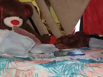 Chaturbate Live Sex Cam of giselreyes1