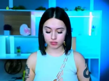 Chaturbate Live Sex Cam of bella_sunshine1