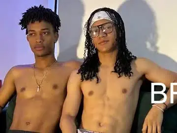 Chaturbate Live Sex Cam of boys_milan