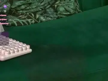 Chaturbate Live Porn of celine_petite