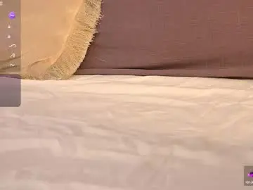 Chaturbate Free Live Porn of celine_petite
