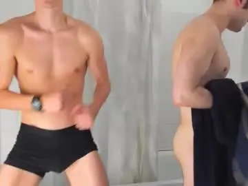 Chaturbate Live Sex Cam of justin_badd