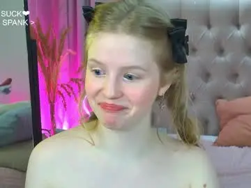 Chaturbate Free Live Porn of lilianhoward