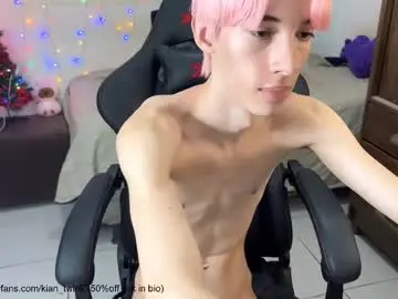 Chaturbate Sex Cam of kiantwink