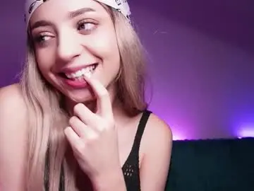 Chaturbate Live Sex of sinfulldesires