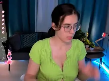 Chaturbate Live Sex Cam of bellacaress