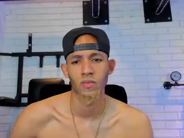 Chaturbate Adult Video Chat of bento_fox