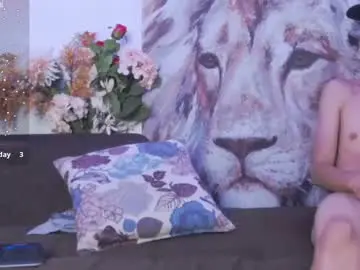 Chaturbate Live Sex Cam of andrewortix