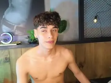 Chaturbate Adult Video Chat of andrewortix