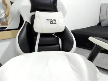 Chaturbate Free Porn Cam of evans_king