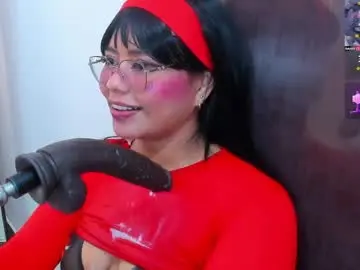 Chaturbate Nude Webcam of pocahontas_lantina