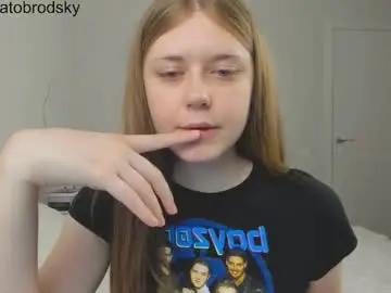 Chaturbate Free Porn Cam of yamatobrodsky1