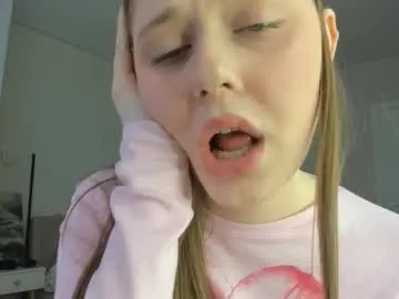 Chaturbate Best live sex cam show of yamatobrodsky1