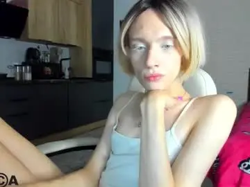 Chaturbate Free Porn Cam of _alice_kitty
