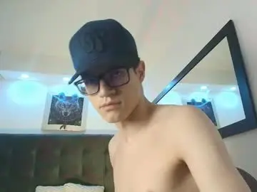 Chaturbate Sex Cam of wolfan_sky