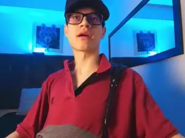 Chaturbate Live Sex Cam of wolfan_sky