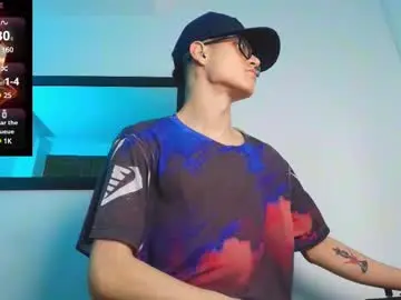Chaturbate Live Sex Cam of wolfan_sky