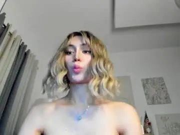 Chaturbate Sex Cam of coco_mademoiselle