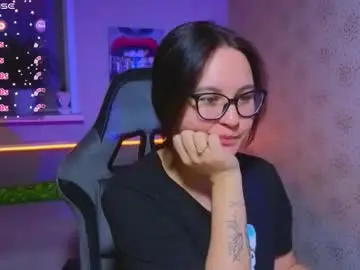 Chaturbate Free Porn Cam of esterplayful