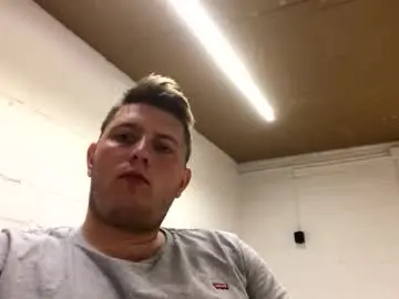 Chaturbate Live Porn of outflayd