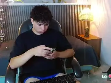 Chaturbate Live Sex of benjamintwink1