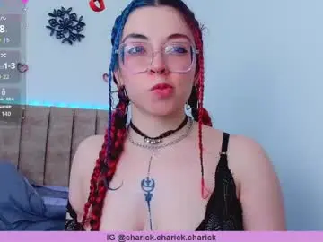 Chaturbate Live Porn of chari_zard
