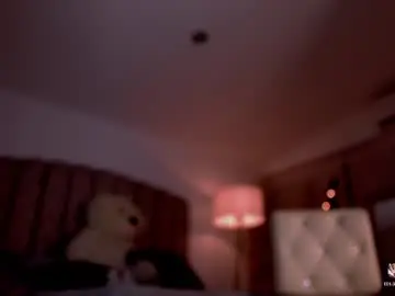 Chaturbate Free Live Porn of emily_____