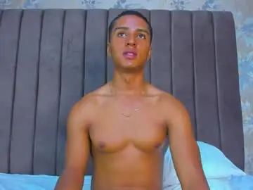 Chaturbate Free Porn Cam of magnusking_