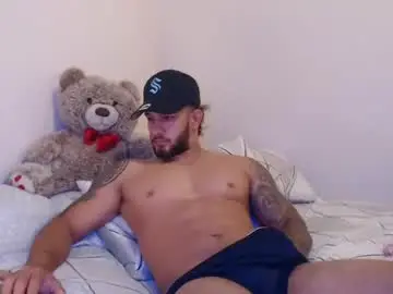 Chaturbate Free Live Porn of mikethomson01