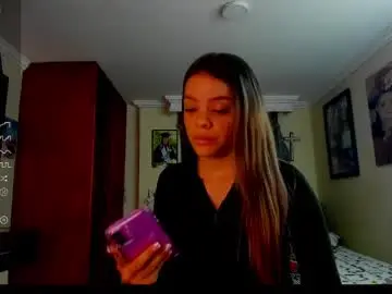 Chaturbate Free Porn Cam of missvalery1