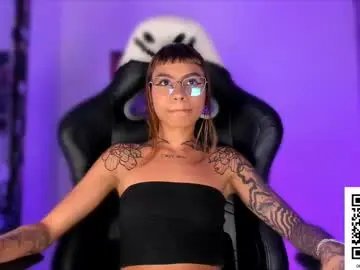 Chaturbate Adult Video Chat of ghostlydolll