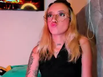 Chaturbate Live Sex Cam of sabrina_cole