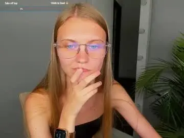 Chaturbate Sex Cam of phoebepaw