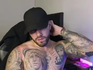 Chaturbate Live Sex Cam of ades_lowe