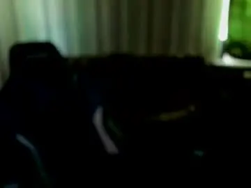 Chaturbate Free Porn Cam of aron_neall