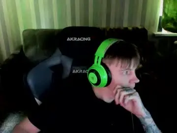 Chaturbate Best live sex cam show of aron_neall