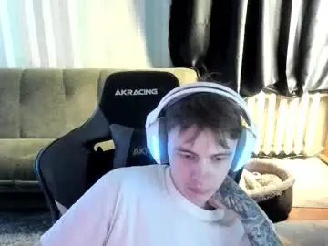 Chaturbate Live Sex Cam of aron_neall