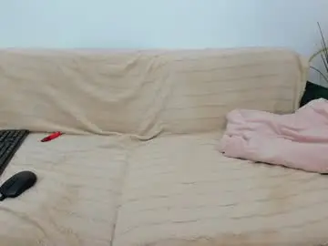 Chaturbate Live Sex Cam of deea_lexa