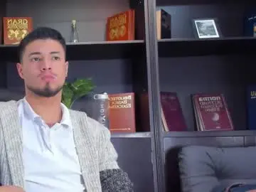 Chaturbate Live Porn of edwardross_
